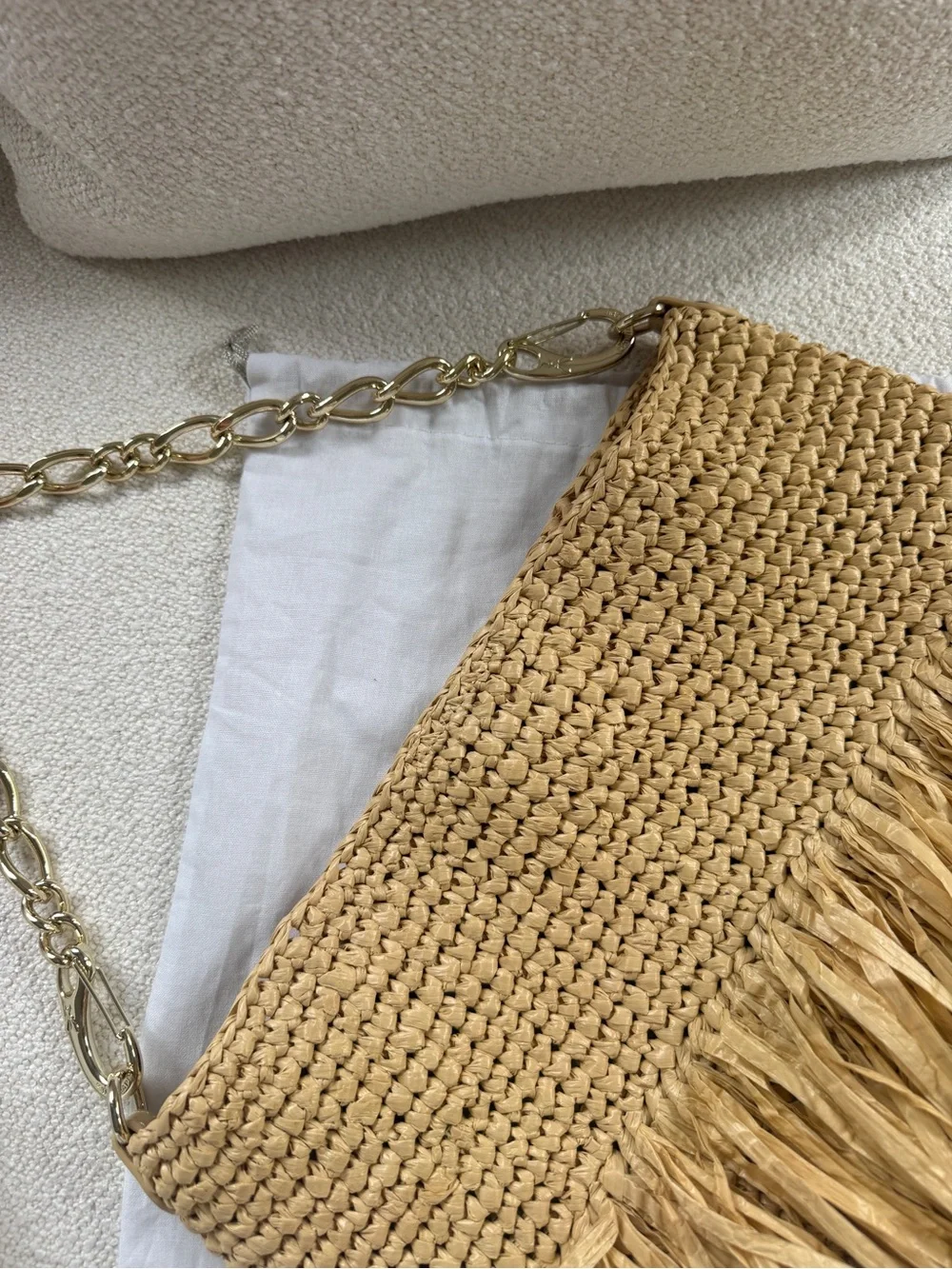 Patrizia Pepe Tan Straw Fringe Shoulder Bag with Gold Bee Accent - Picture 6 of 8